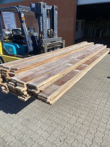 Gamle gulvbrædder 30 x 13,5 x 4500 mm