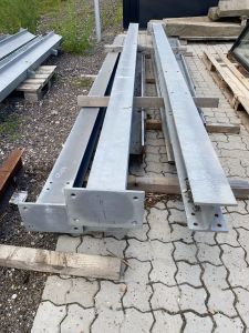 HEB / H-bjælke - med fodplade 16 x 16 x 4000 mm.